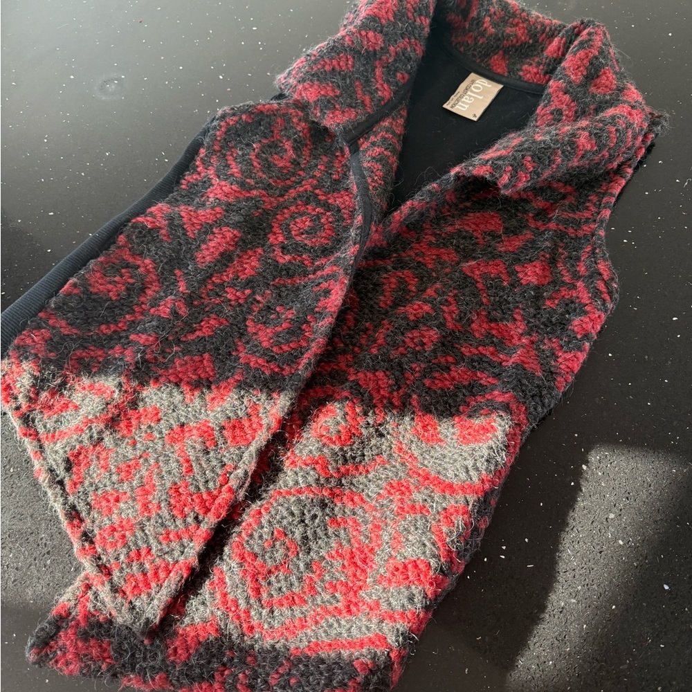 dolan Left Coast Collection Red & Black Knit Open Vest with Collar Trim - Picture 3 of 7